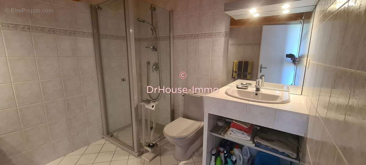 Maison à CHAMPAGNE-LES-MARAIS