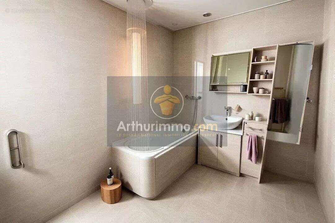 Maison à BRIE-COMTE-ROBERT