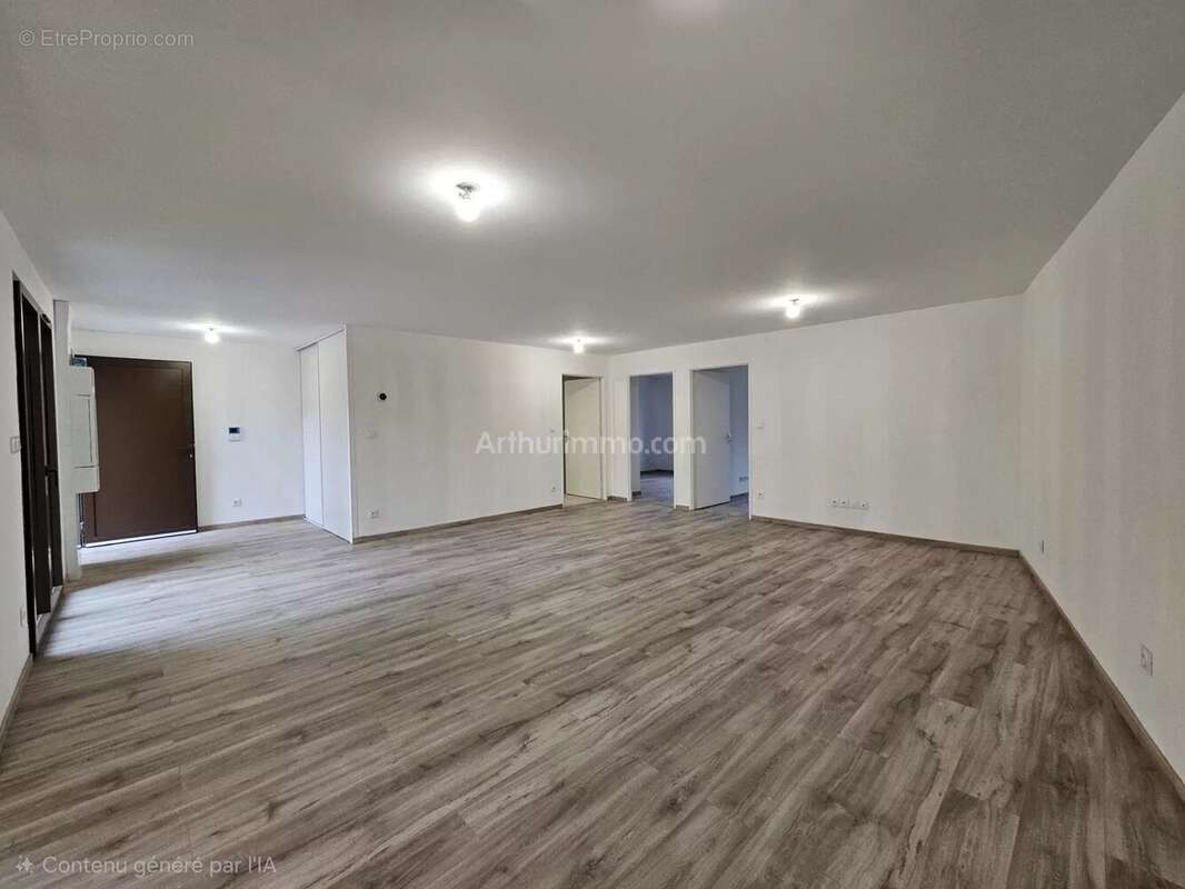 Appartement à MORESTEL