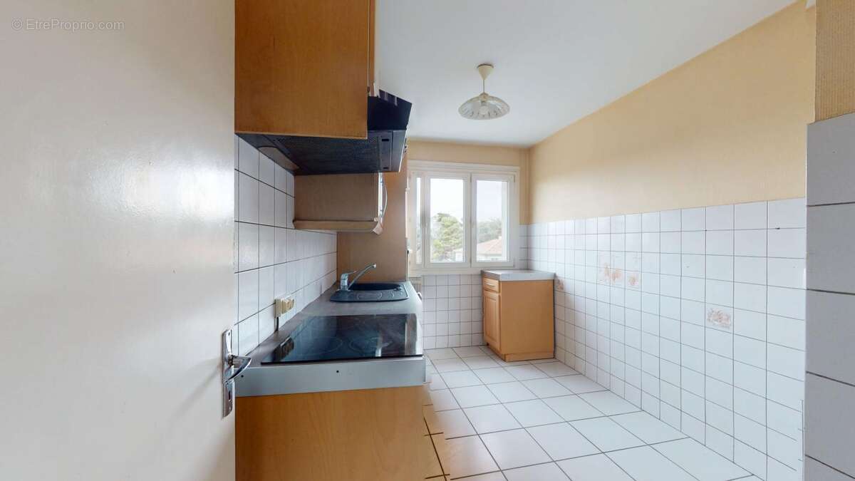 Appartement à SAINTE-FOY-LES-LYON
