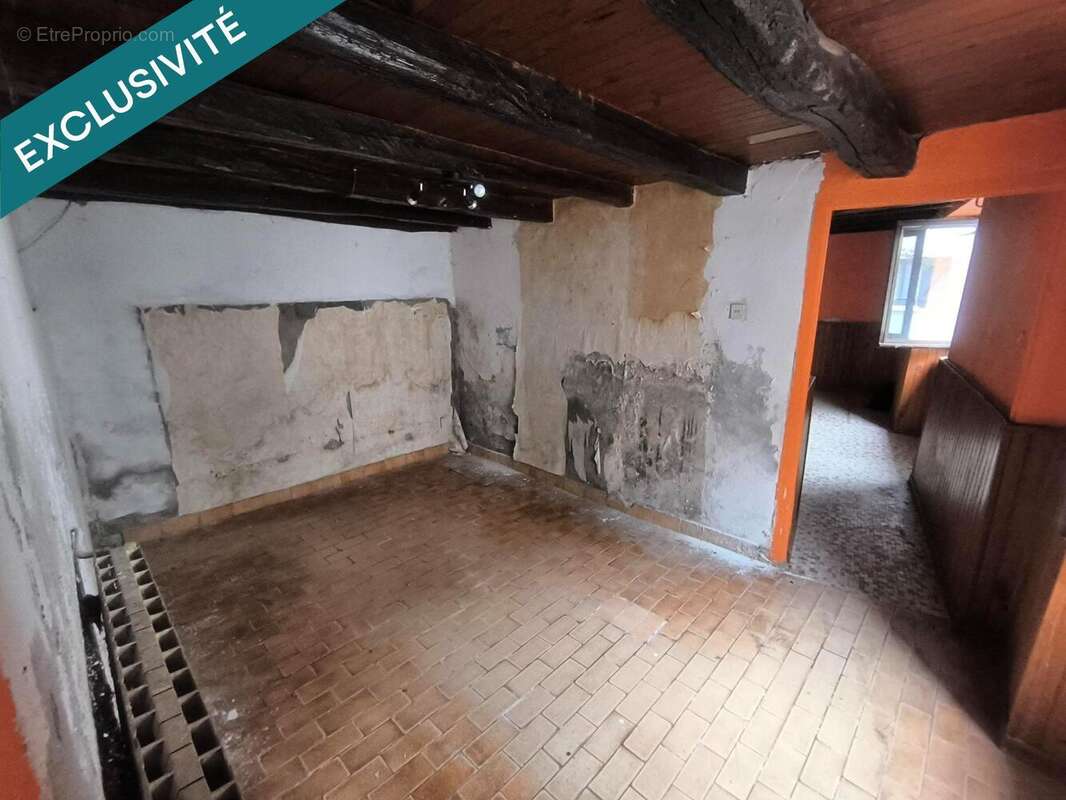 Maison 100 m² à Ravel  - photo 5