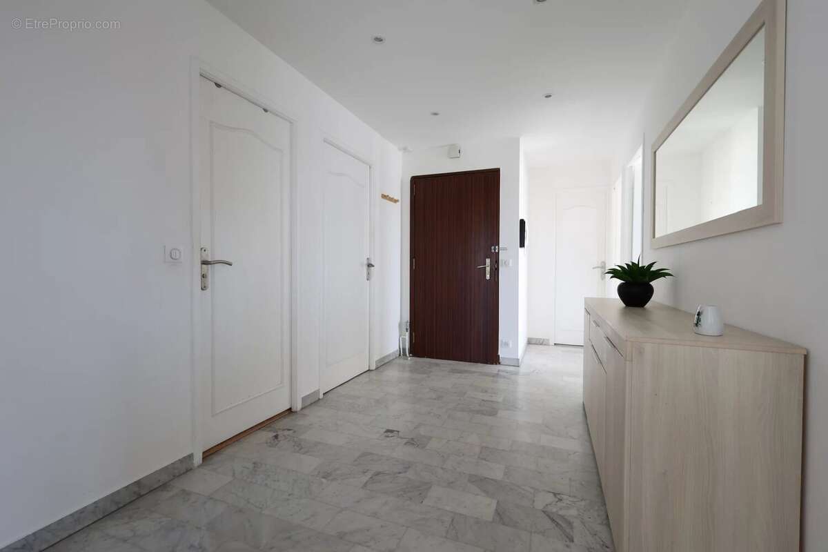 Appartement à FREJUS