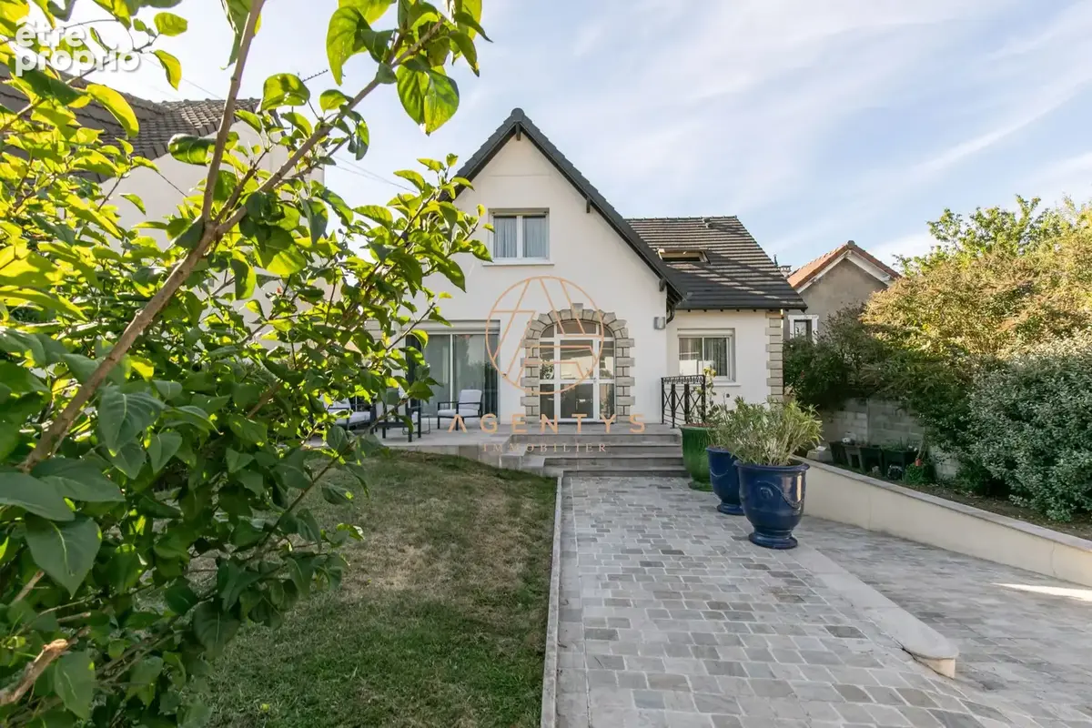 Maison à ORMESSON-SUR-MARNE