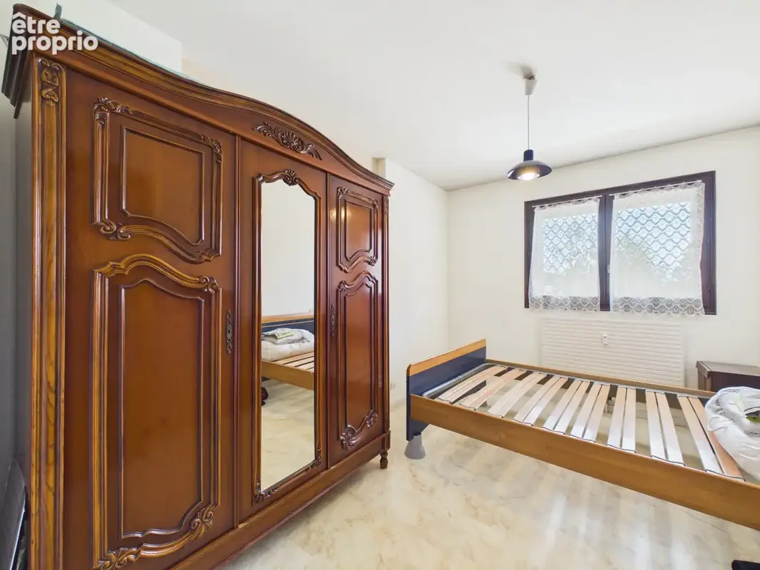 Appartement T4   Secteur calme   La Motte-Servolex   80 m2 - photo 9