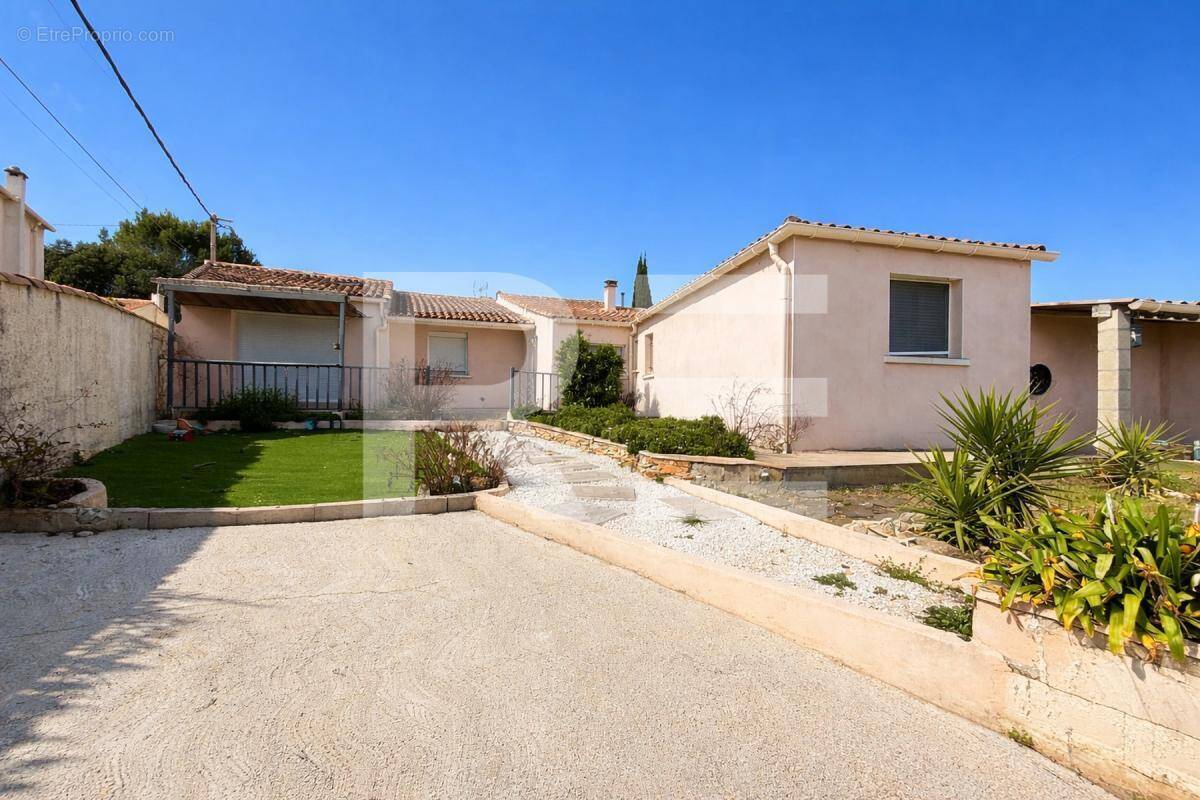 Maison à NIMES