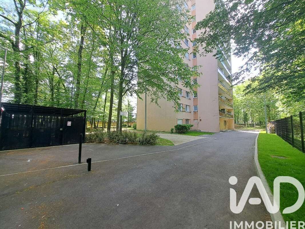 Photo 1 - Appartement à TREMBLAY-EN-FRANCE