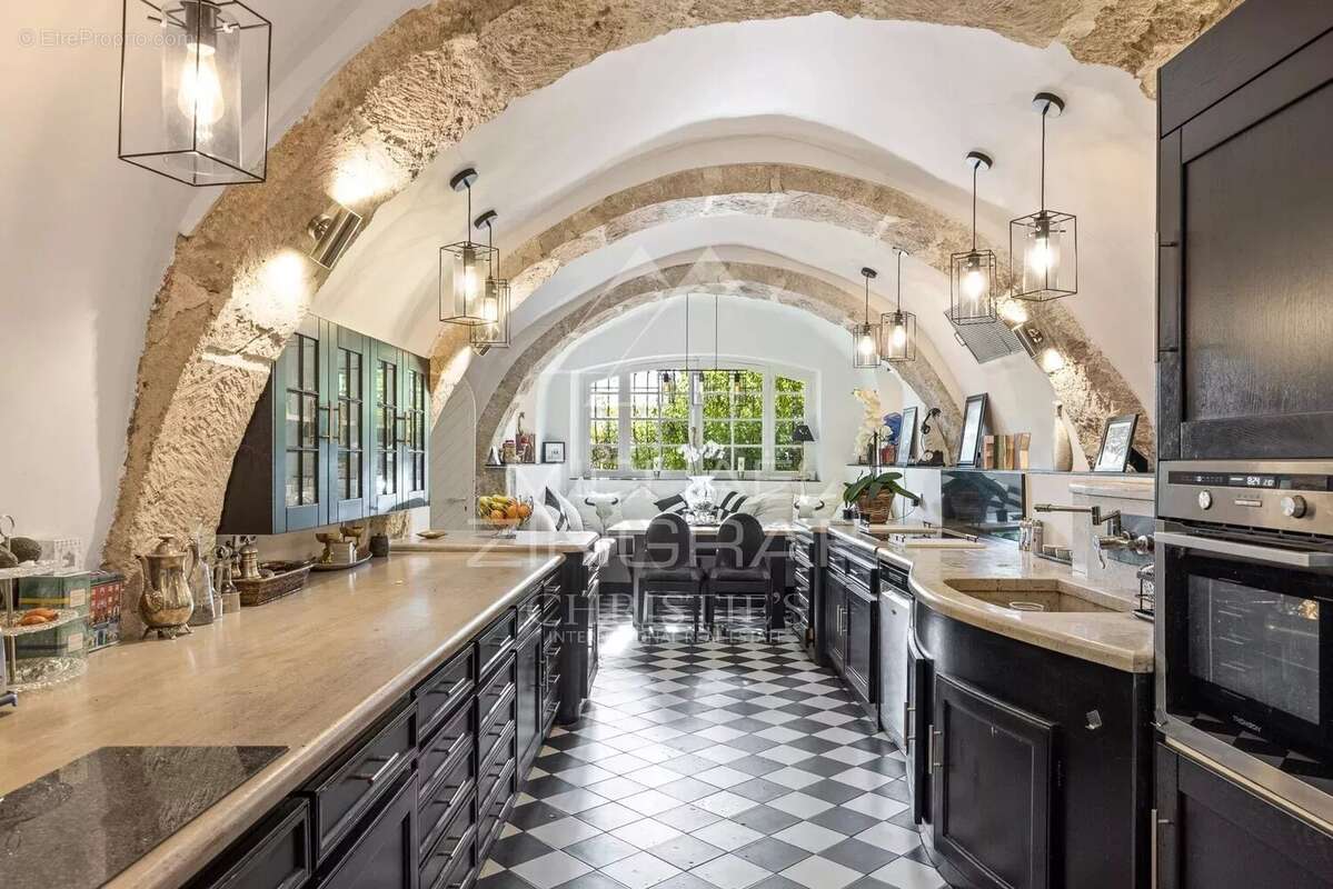 Maison à BIOT