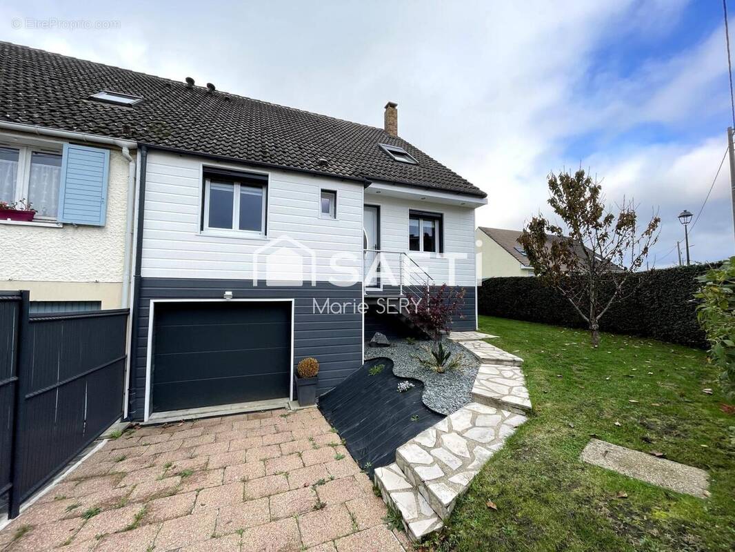 Photo 1 - Maison à FLEURY-SUR-ANDELLE