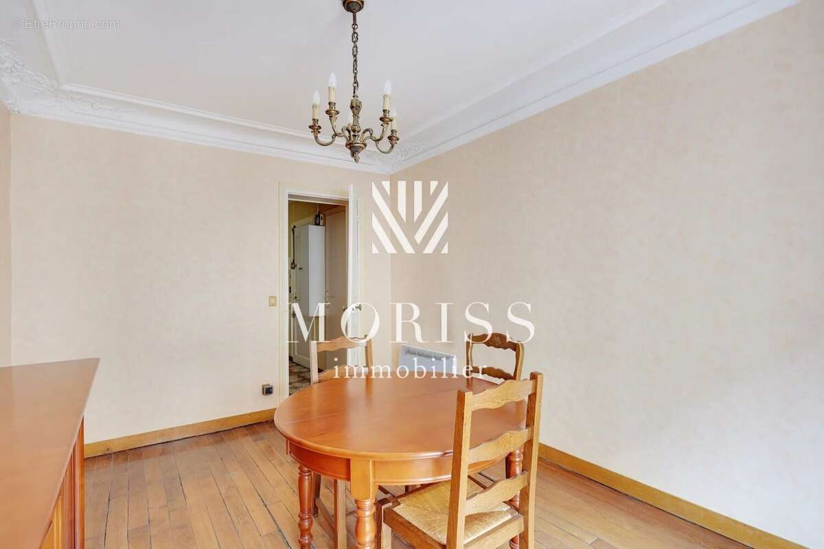 Appartement à PARIS-18E