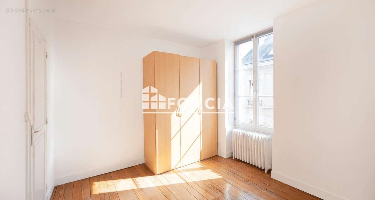 Appartement à FLEURY-LES-AUBRAIS