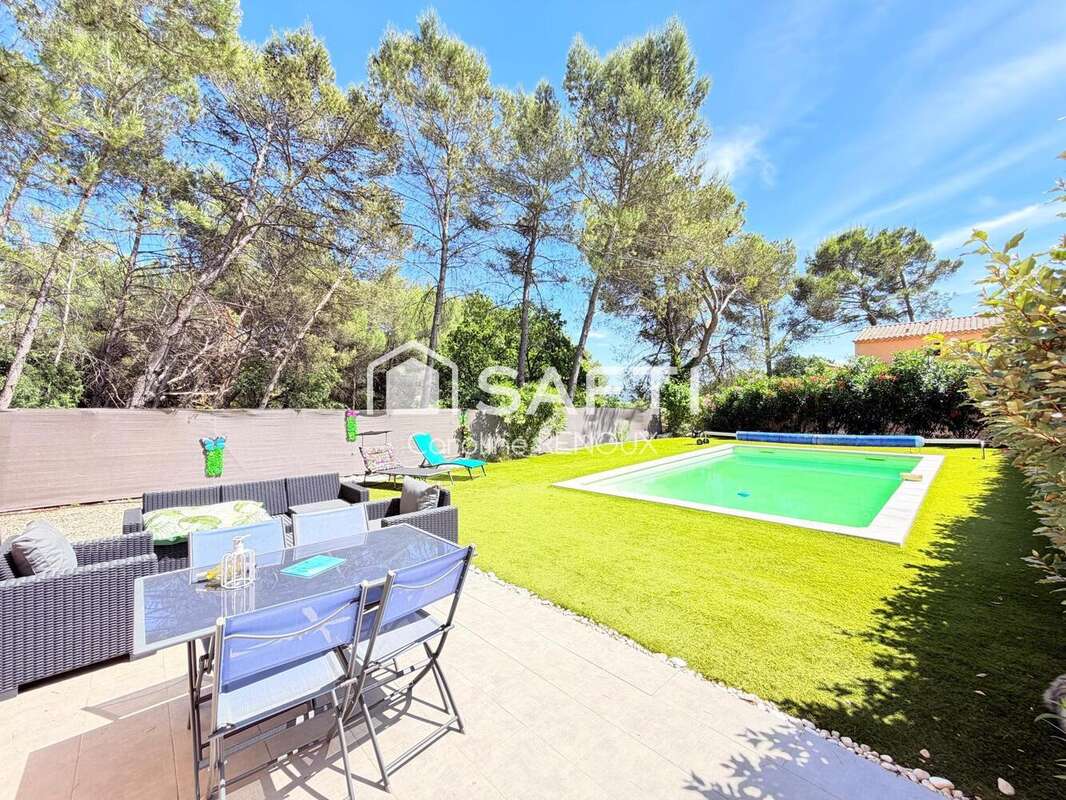 Maison 80 m² à Villelaure  - photo 2