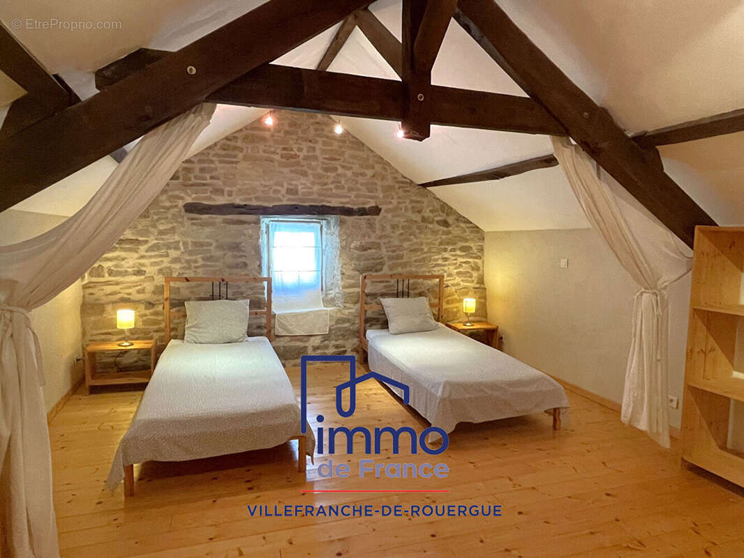 Ensemble immobilier - Maison + gîtes + terrains agricoles - photo 9
