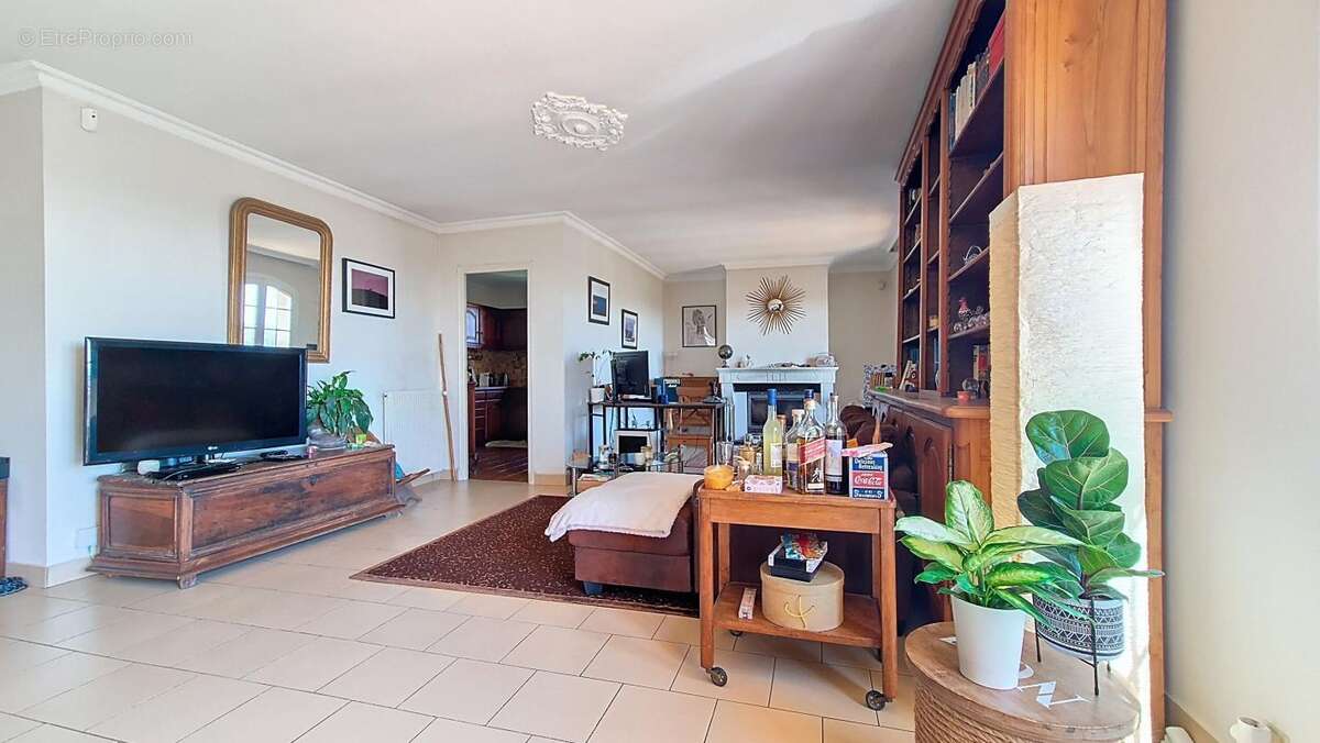 Maison à MANDELIEU-LA-NAPOULE