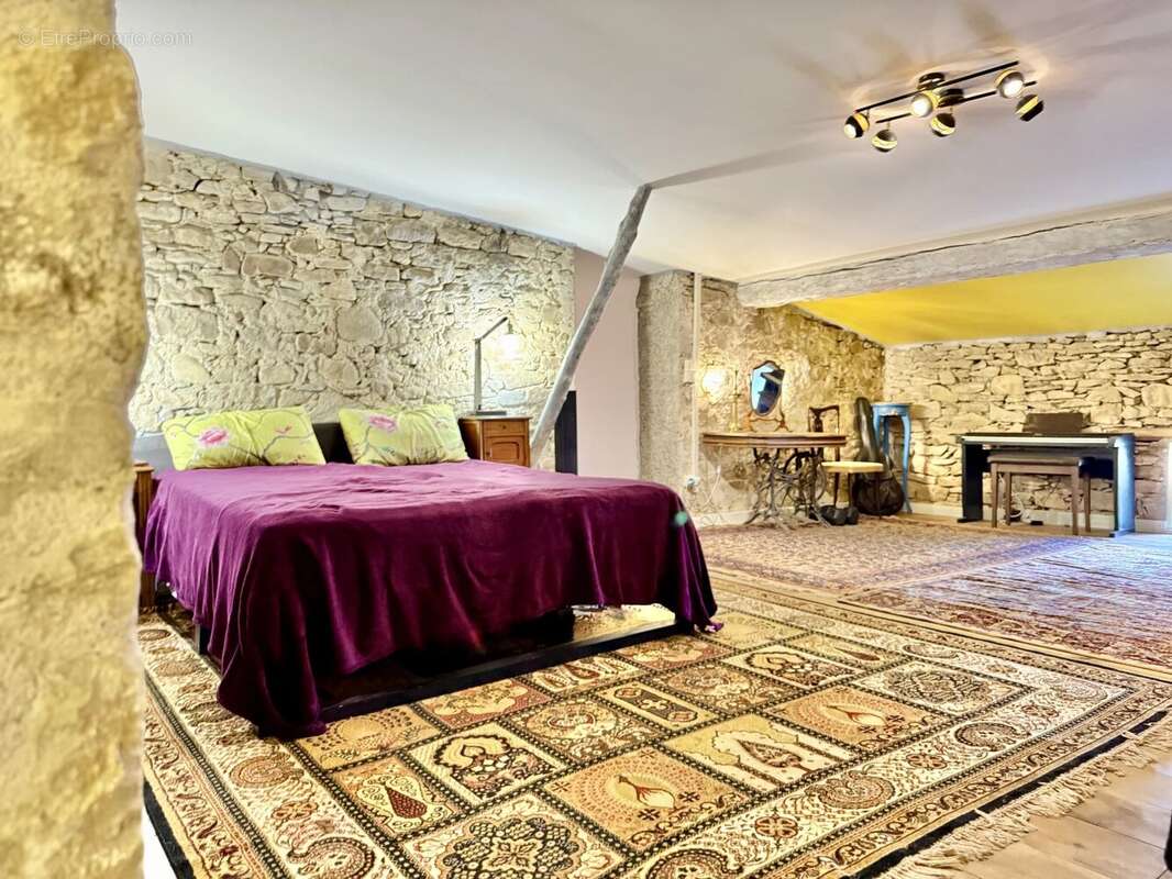 Maison à ESPERAZA