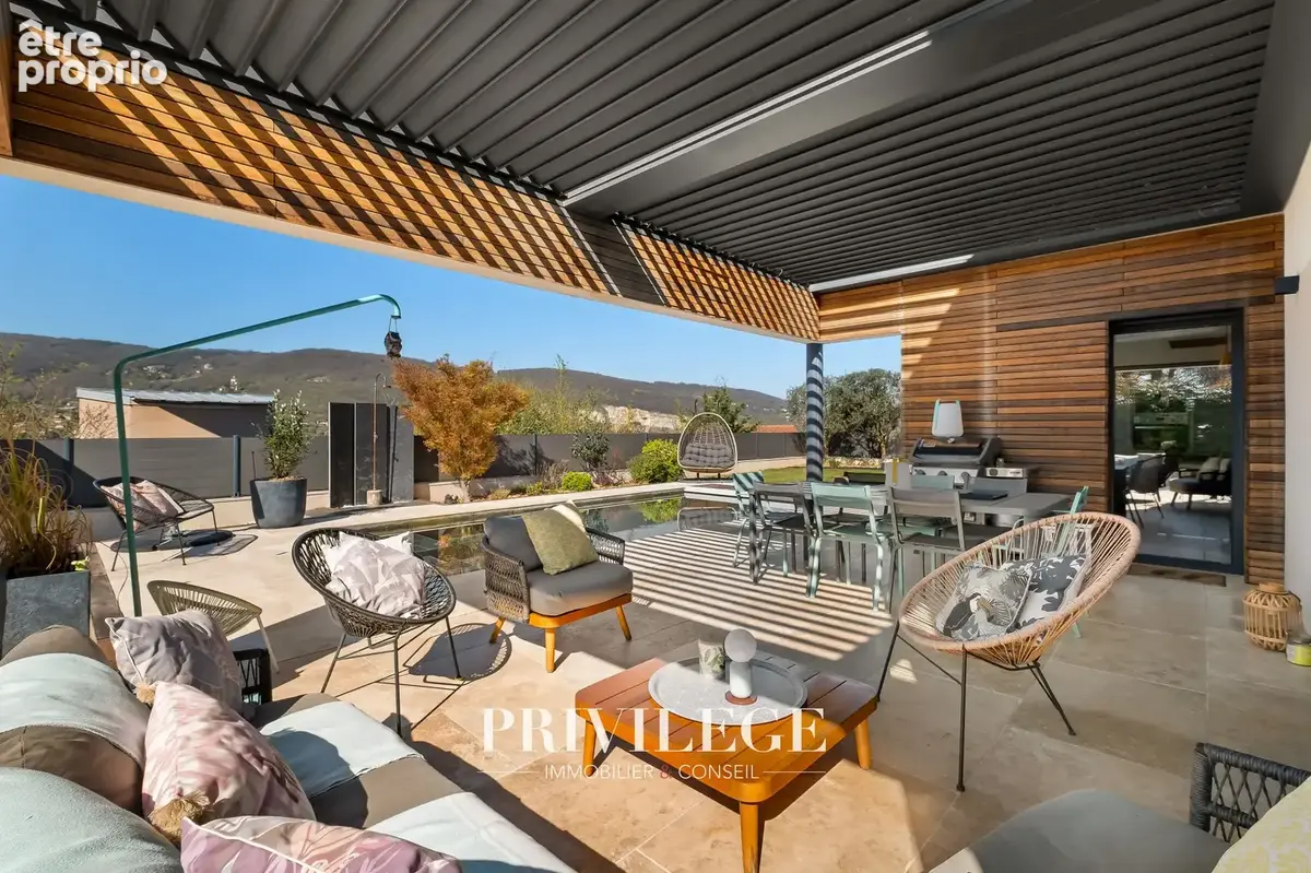 Maison d'architecte de 242 m2 avec vue et piscine - photo 20
