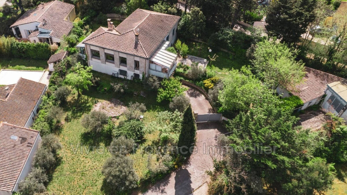 Maison à JONQUERETTES