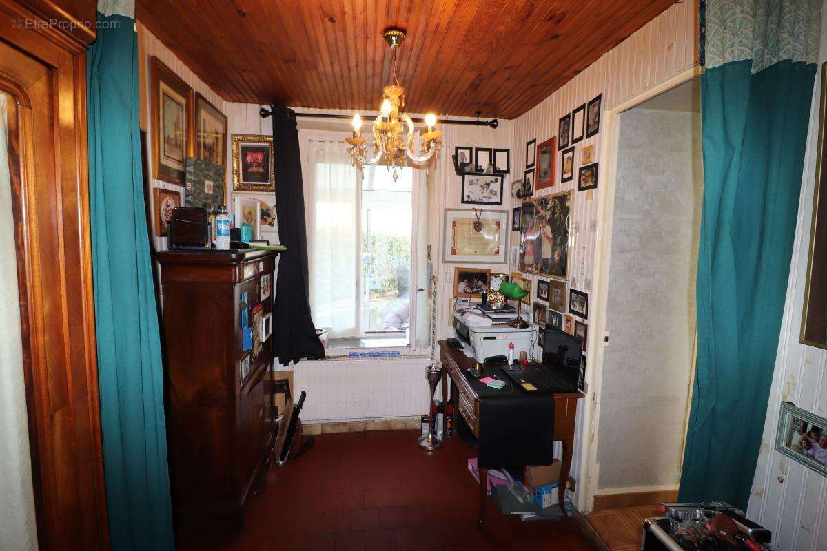 Maison à NEUVY-SUR-LOIRE