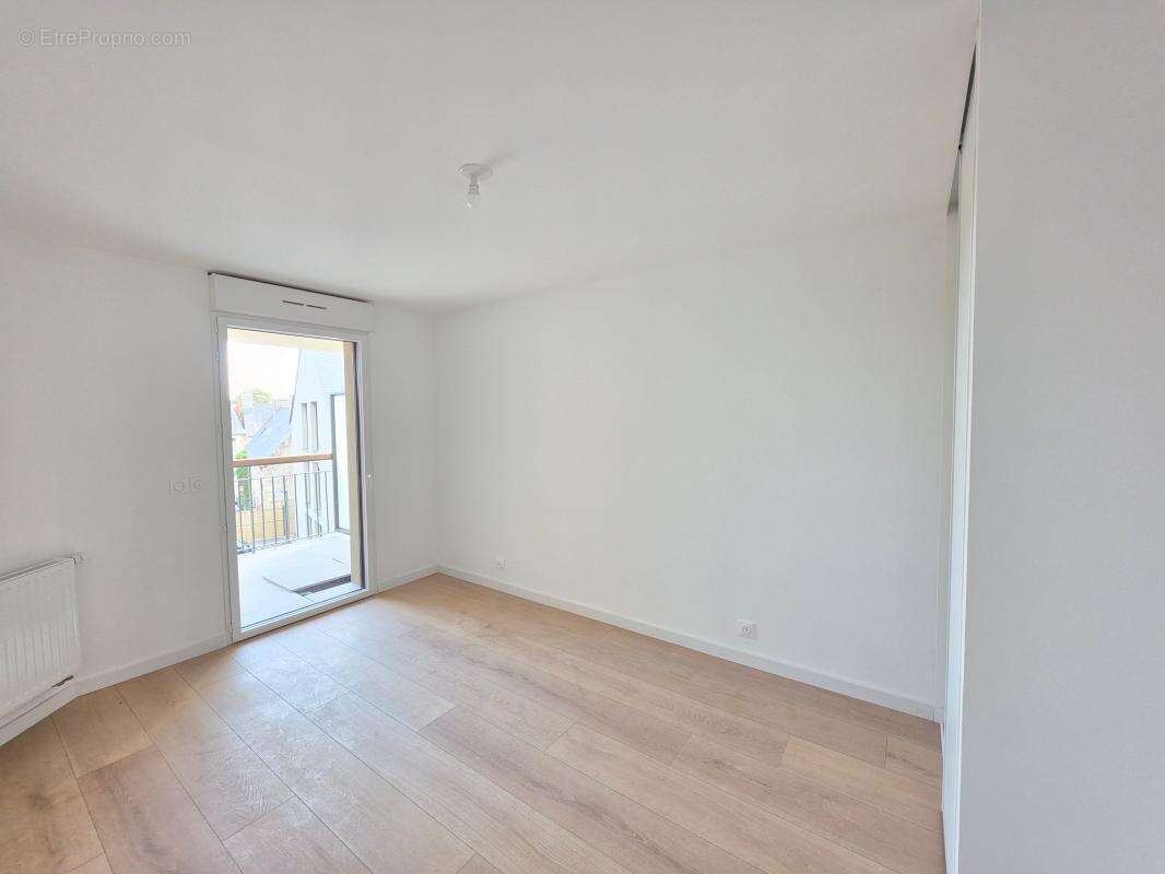 Appartement NEUF avec terrasse, port et restaurants à pied - photo 8