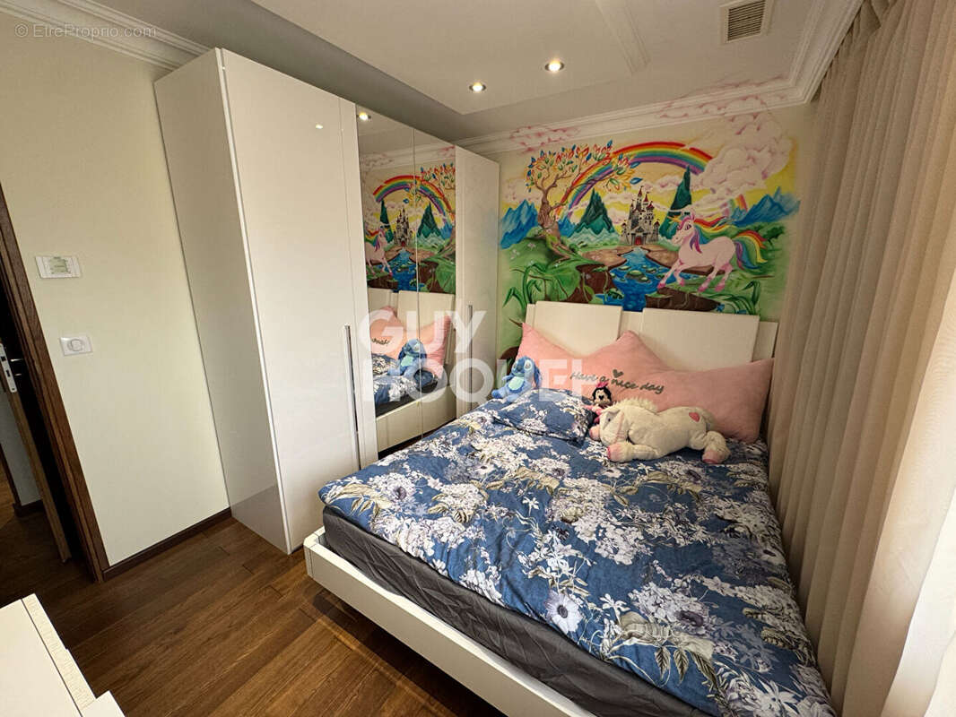 Maison à DECINES-CHARPIEU