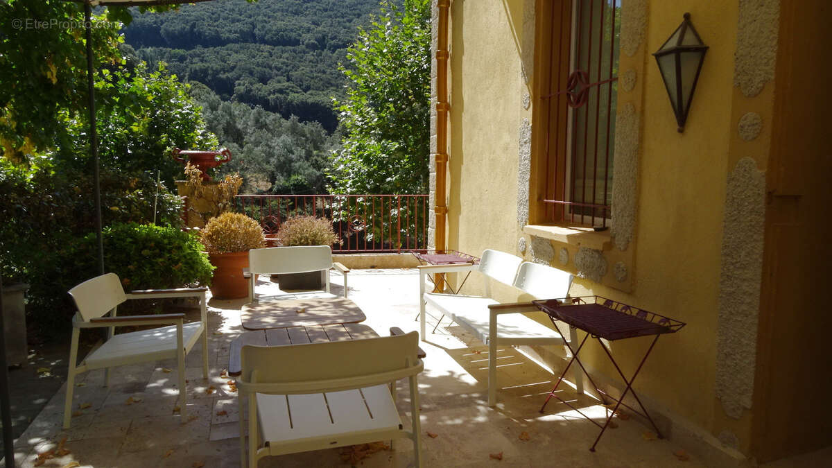 Maison à SAINTE-LUCIE-DE-TALLANO