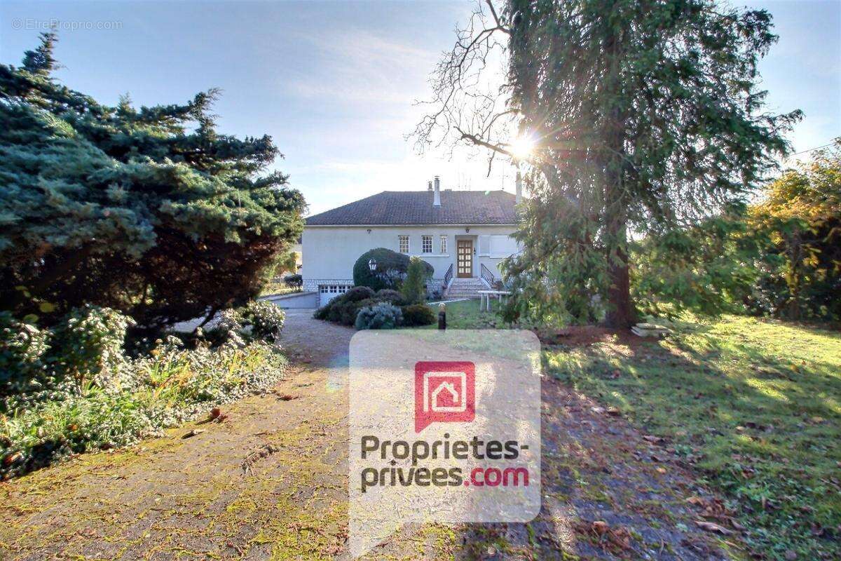 Maison à VILLEMANDEUR