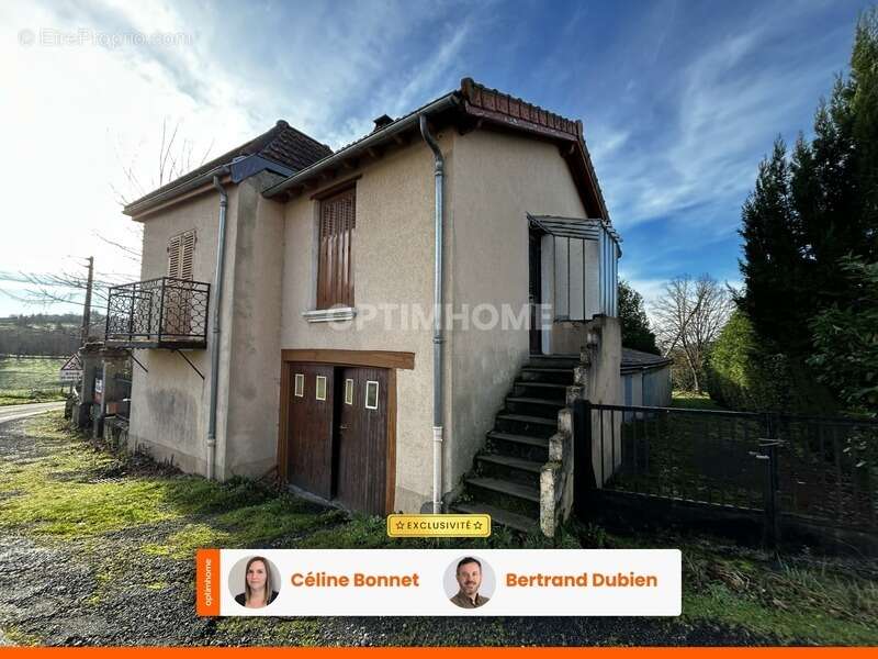 Ensemble : 2 maisons + dépendances + terrain - photo 2