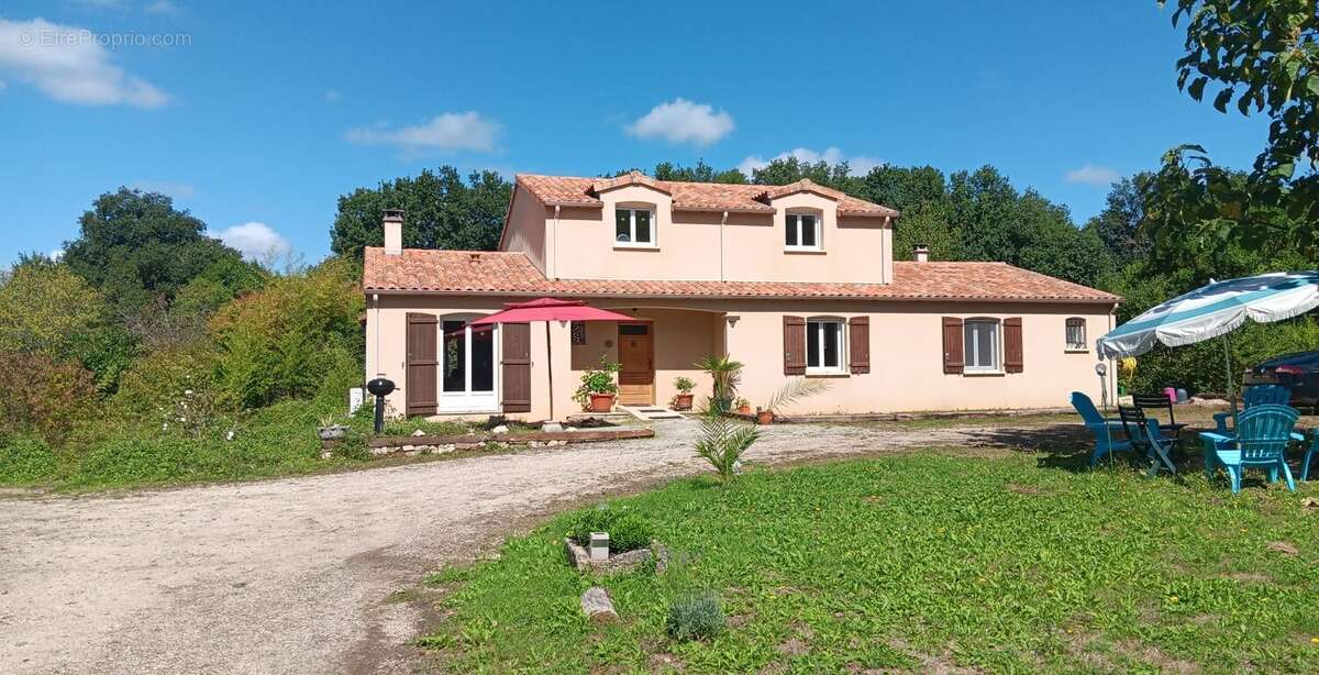 Maison à CEAUX-EN-COUHE