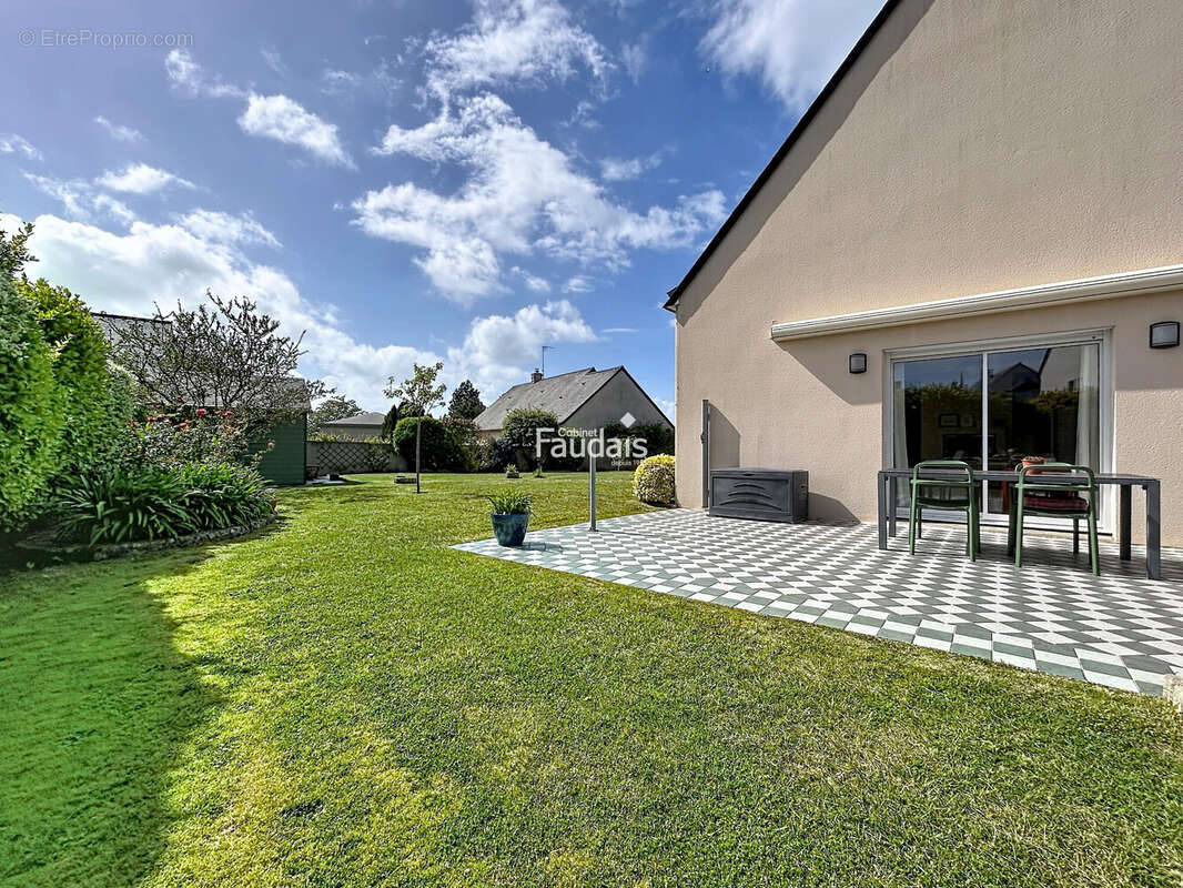 Maison 117 m² à Gouville-Sur-Mer  - photo 2