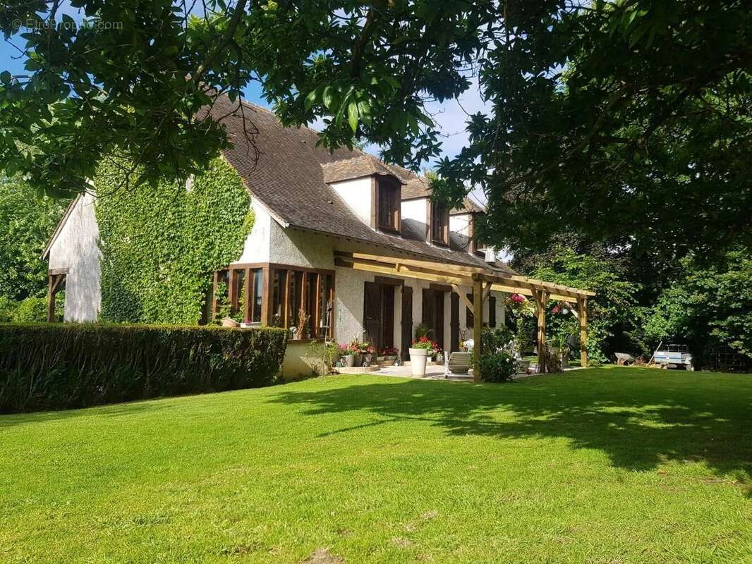 Maison à JOUARS-PONTCHARTRAIN