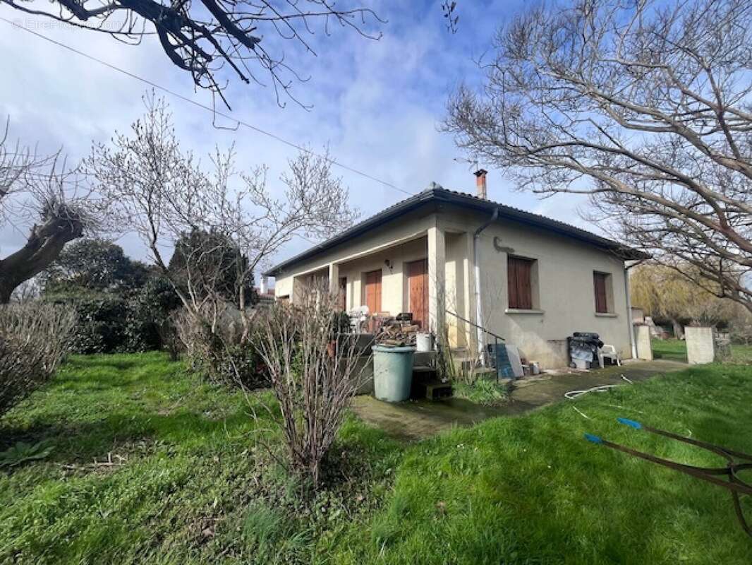 Maison à FONTENILLES