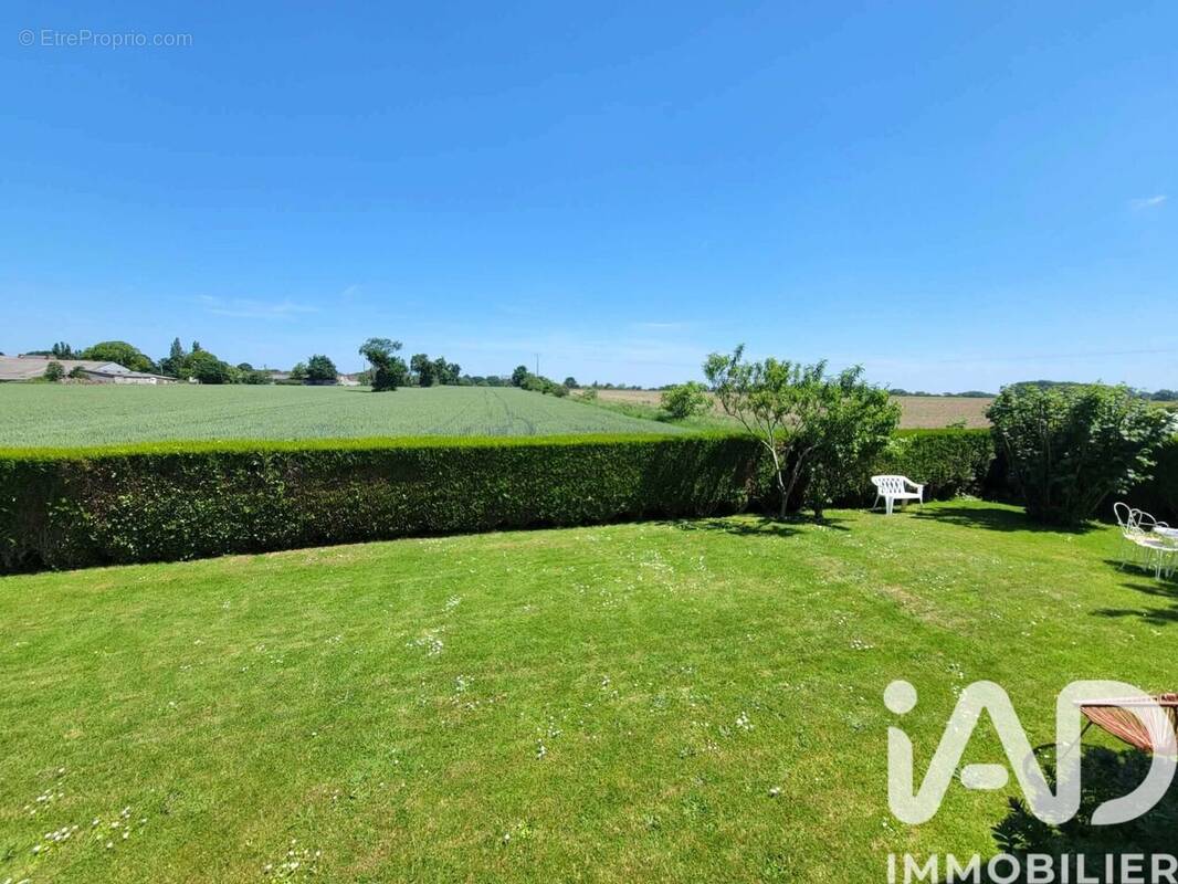 Photo 1 - Maison à LAMBALLE
