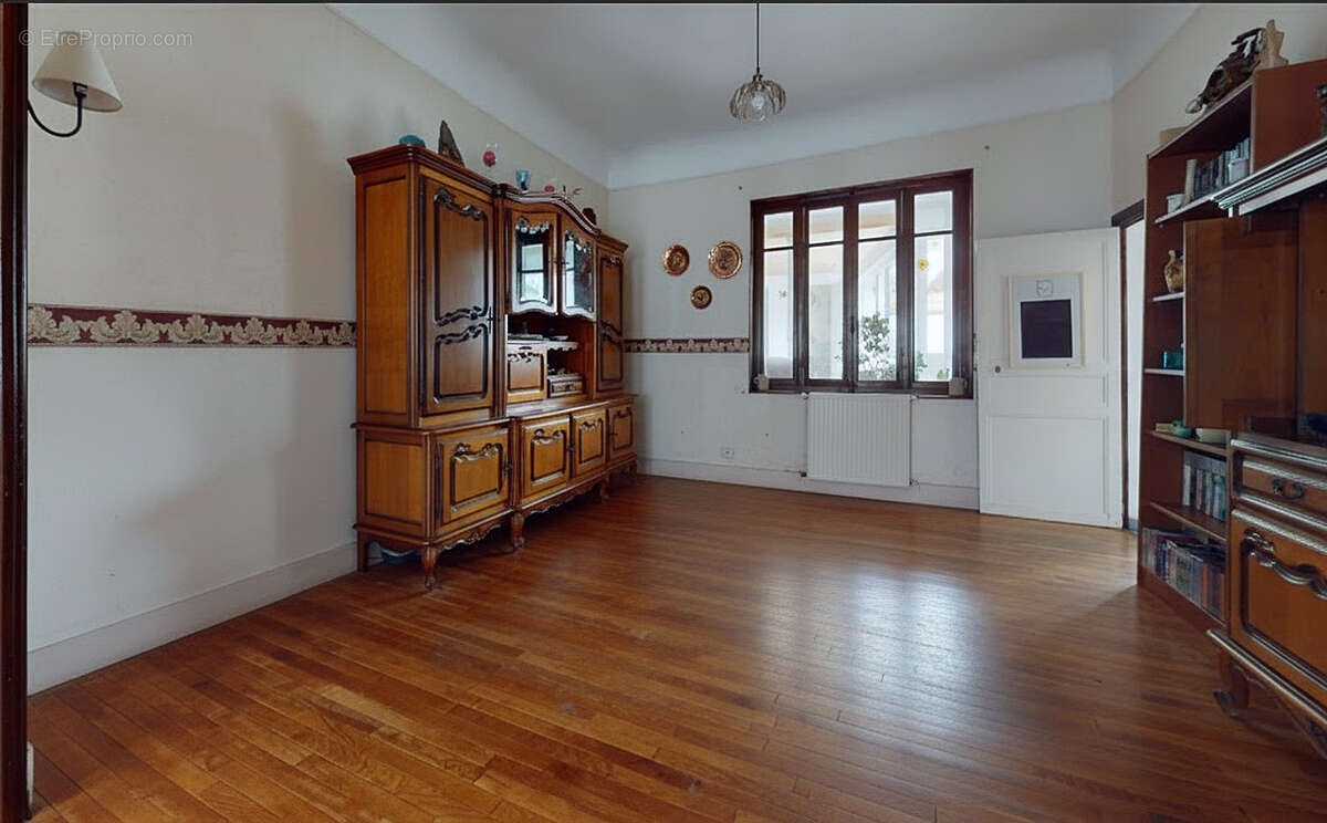 Maison à BESSAY-SUR-ALLIER