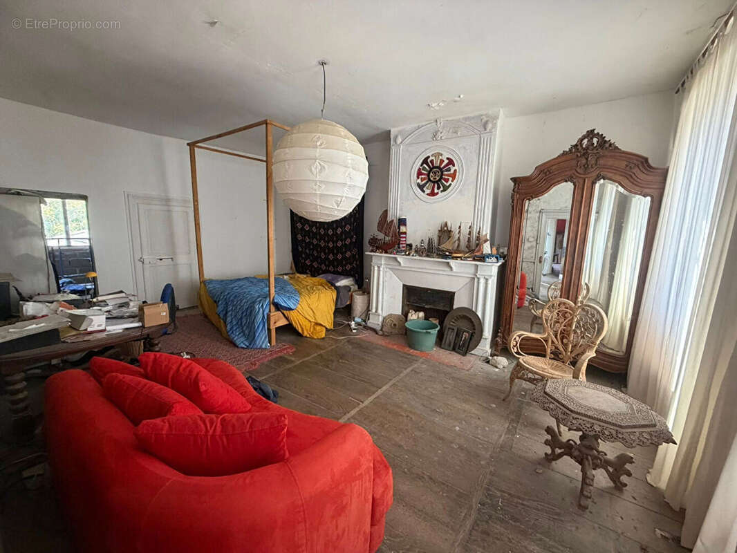 Maison à BESSINES-SUR-GARTEMPE