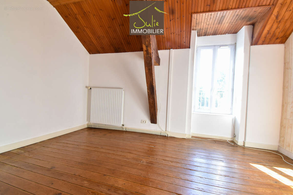 Maison à SAINT-ANDRE-SUR-SEVRE