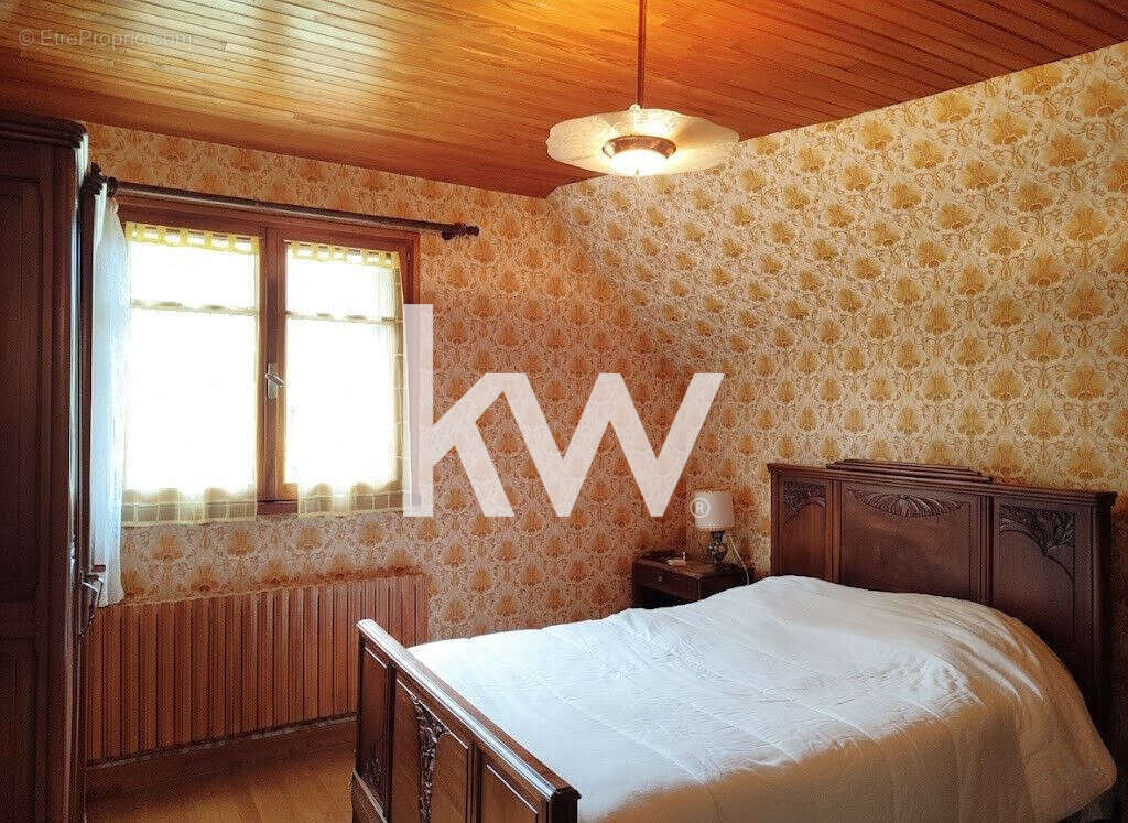 Maison à SAINT-MARTIN-LA-PLAINE