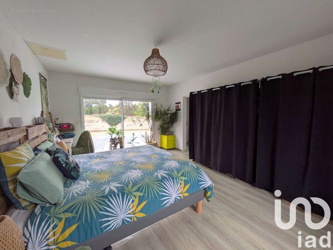 Photo 5 - Maison à BUSSAC-SUR-CHARENTE