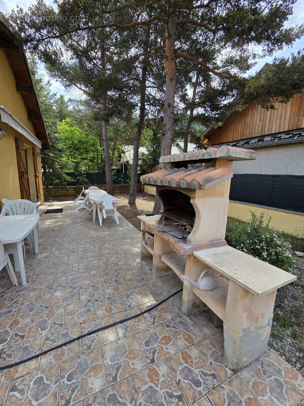Maison à UVERNET-FOURS