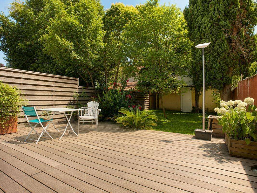 Vente Maison 134m2 BORDEAUX (33800) - photo 2