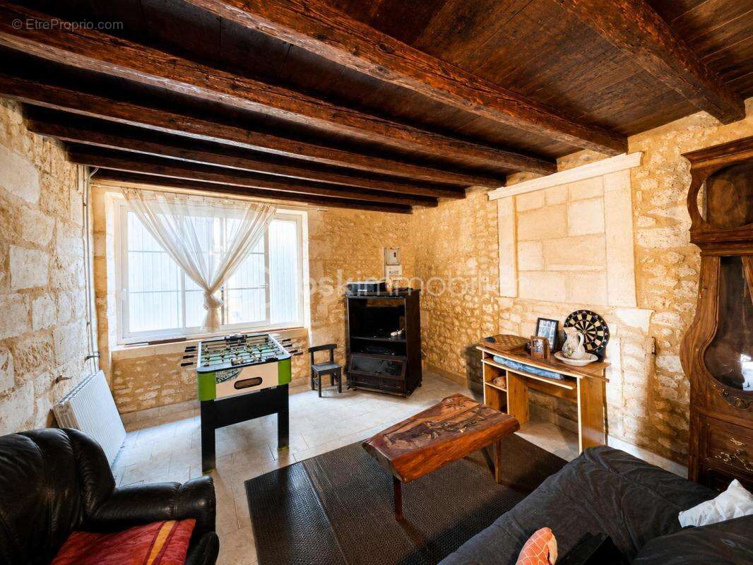 Maison à BARZAN