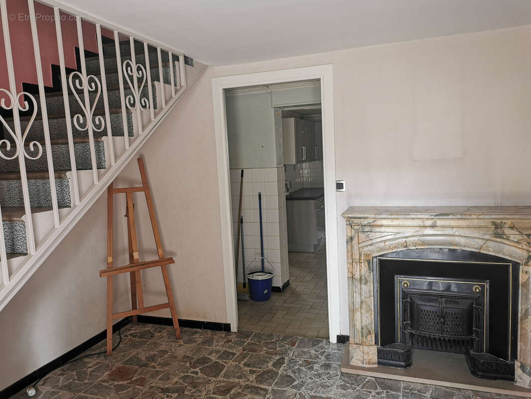 Maison à SAINT-BAUDILLE-DE-LA-TOUR