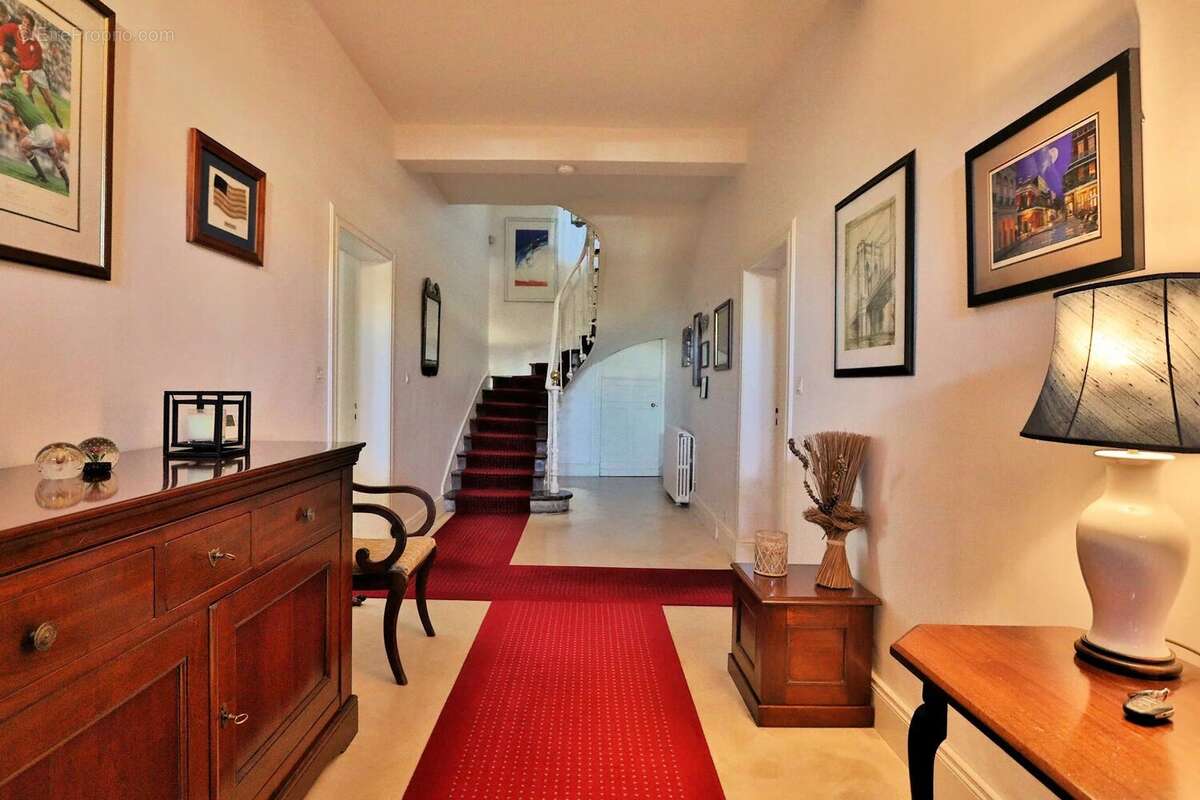 Élégante maison de ville. - photo 2