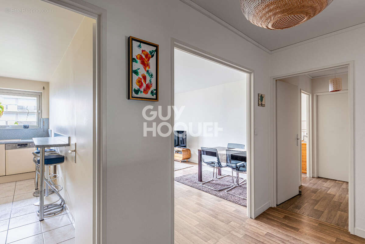 Appartement à PARIS-12E