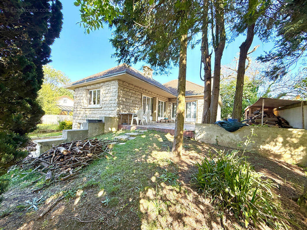 Maison à PONTAULT-COMBAULT