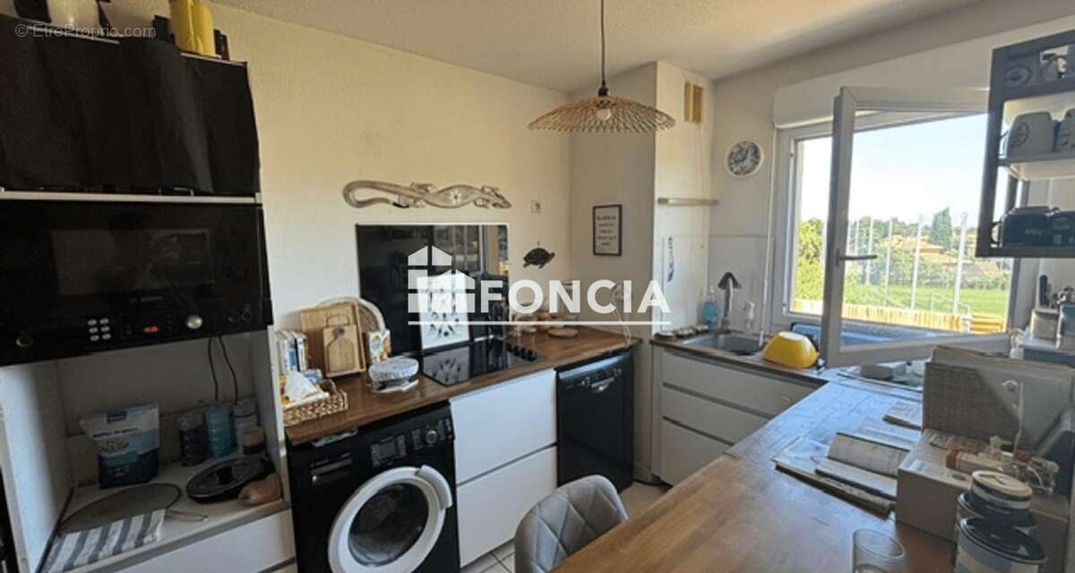 Montpellier Croix d'Argent- F3 lumineux avec Terrasse et Garage - photo 3