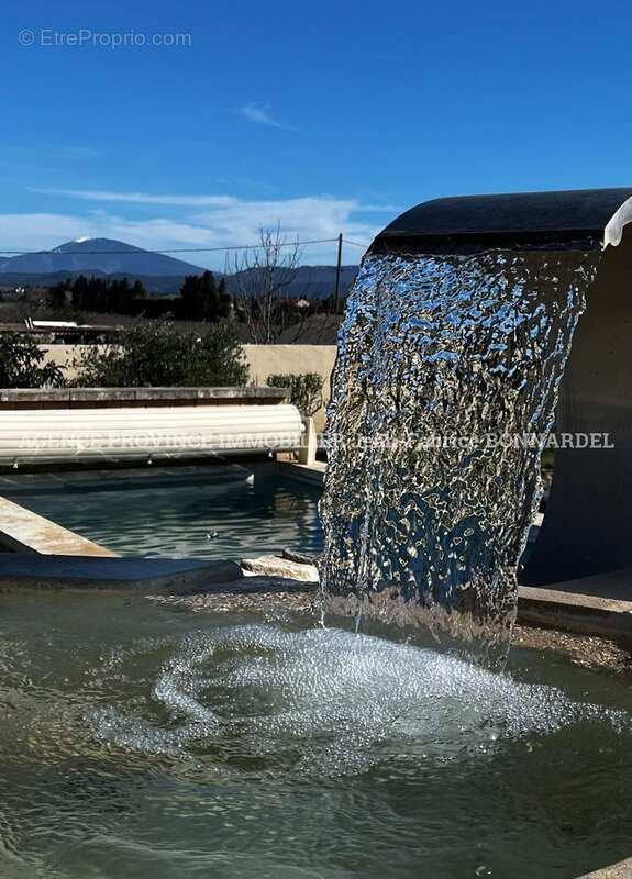 Maison à SAINTE-CECILE-LES-VIGNES