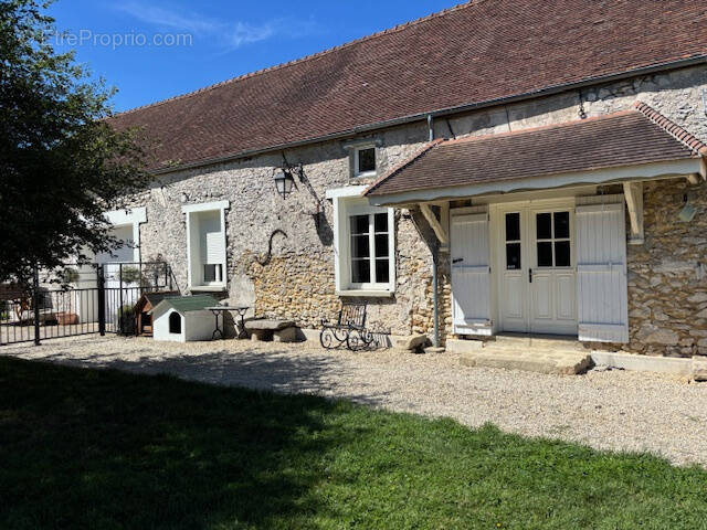 Maison à LESCHEROLLES