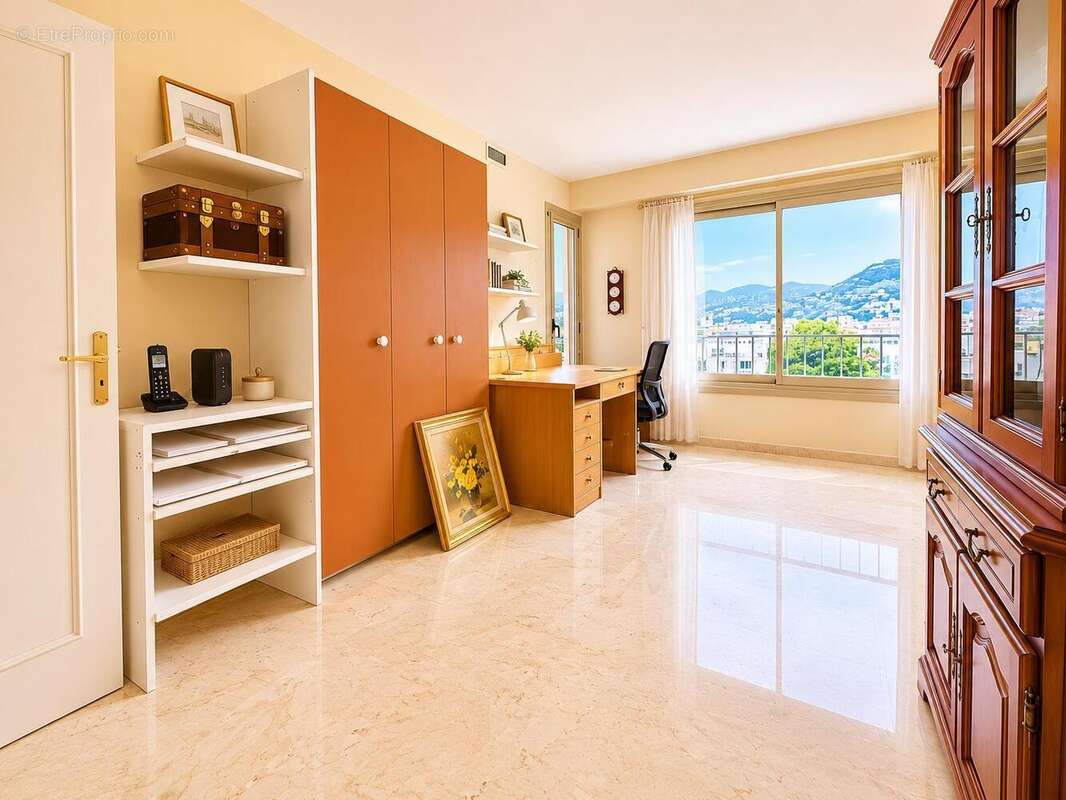   - Appartement à NICE