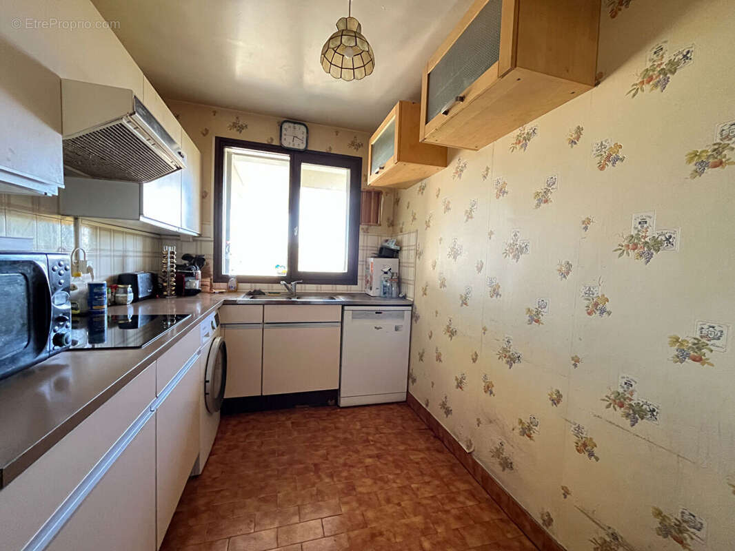 Appartement à SURESNES