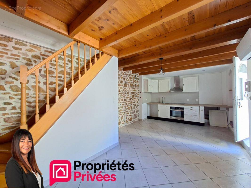 Appartement à LE COTEAU
