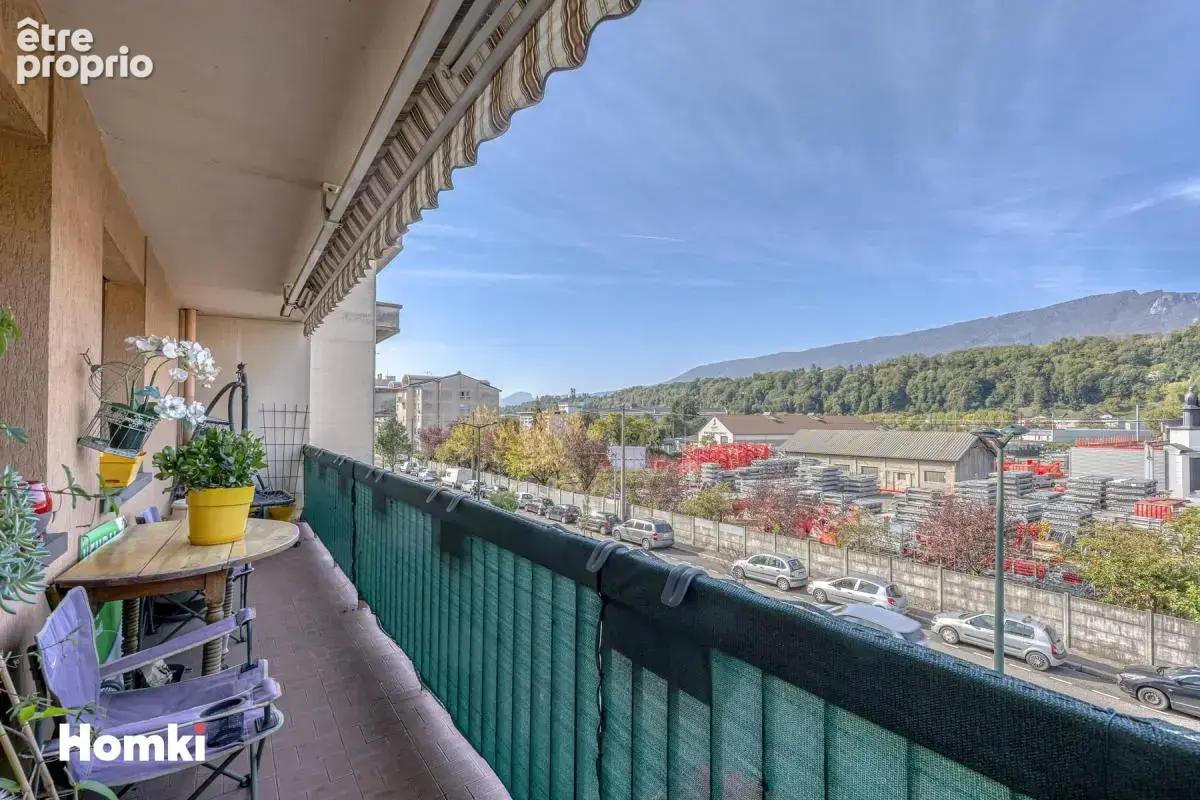 Aix-les-Bains – Appartement de 103 m² rénové avec soin, ascenseur et stationnement - photo 7